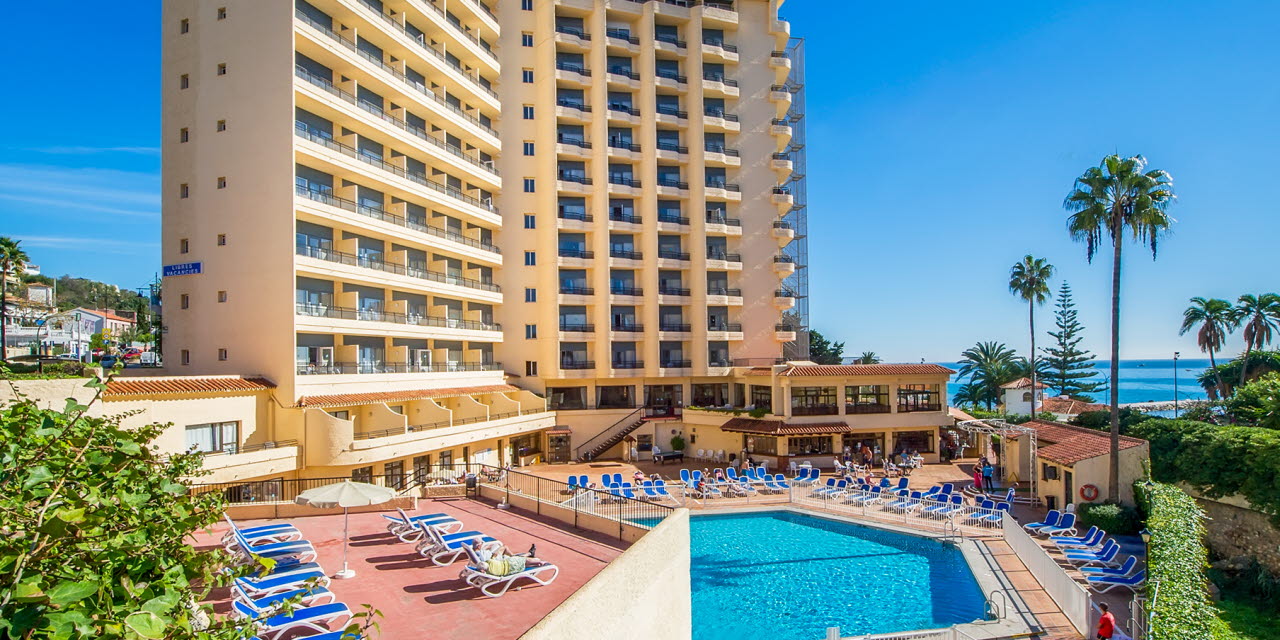 Spain Fuengirola Malaga Globales Gardenia Park poo